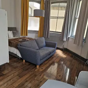 1 Comfortable Studio , Brighton United Kingdom